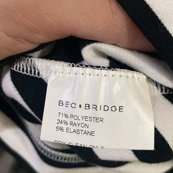 NWOT Bec and Bridge Reversible Chevron Striped Black White Sleeveless Dress - Picture 7 of 7